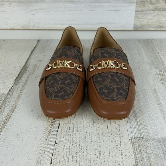 Michael Kors Tiffanie Women’s 6.5 Brown Leather gold Logo slip-on Loafer Flats - Picture 3 of 10